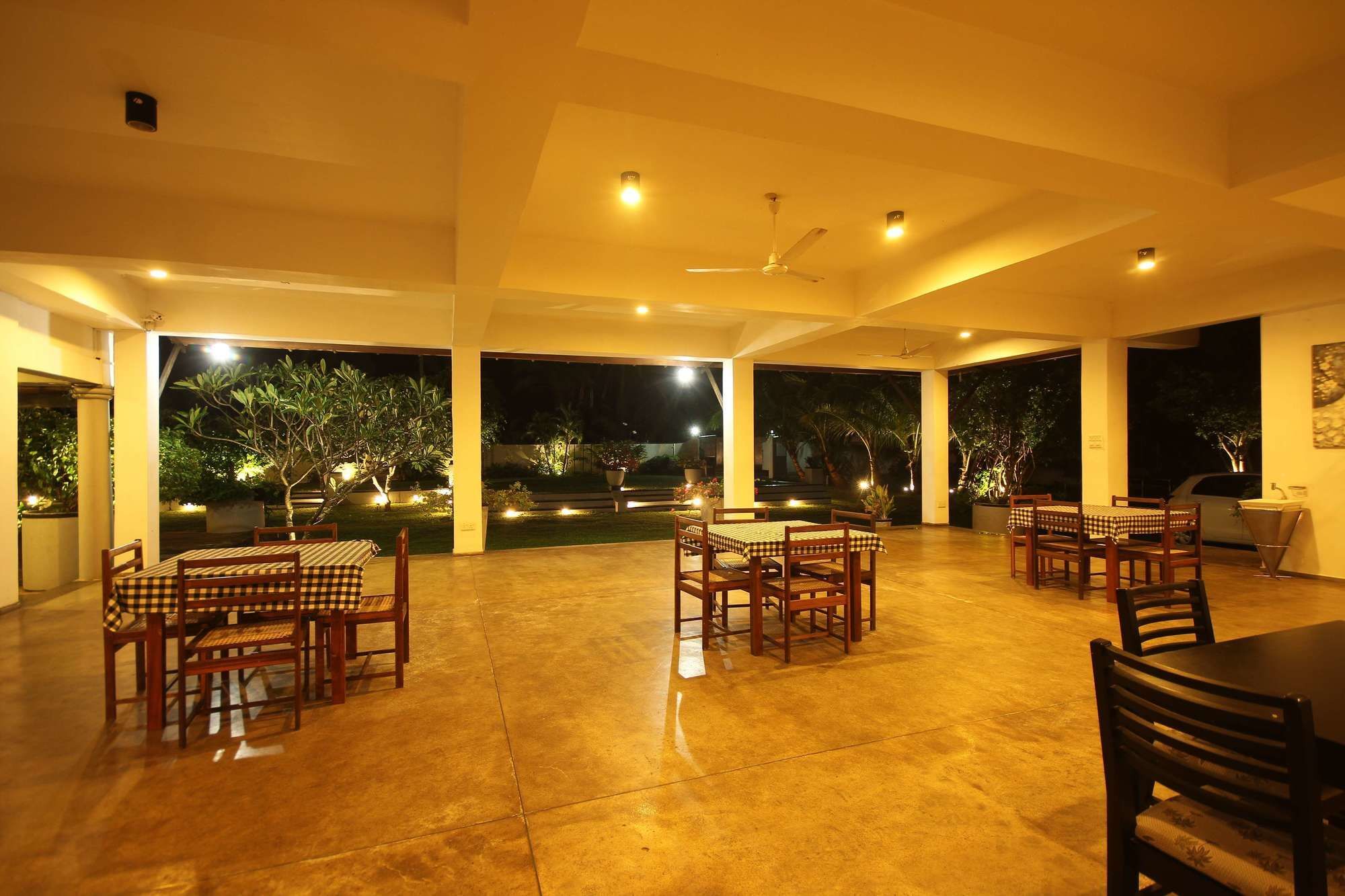 The Caribbean Gate Resort & Cafe ウナワトゥナ エクステリア 写真